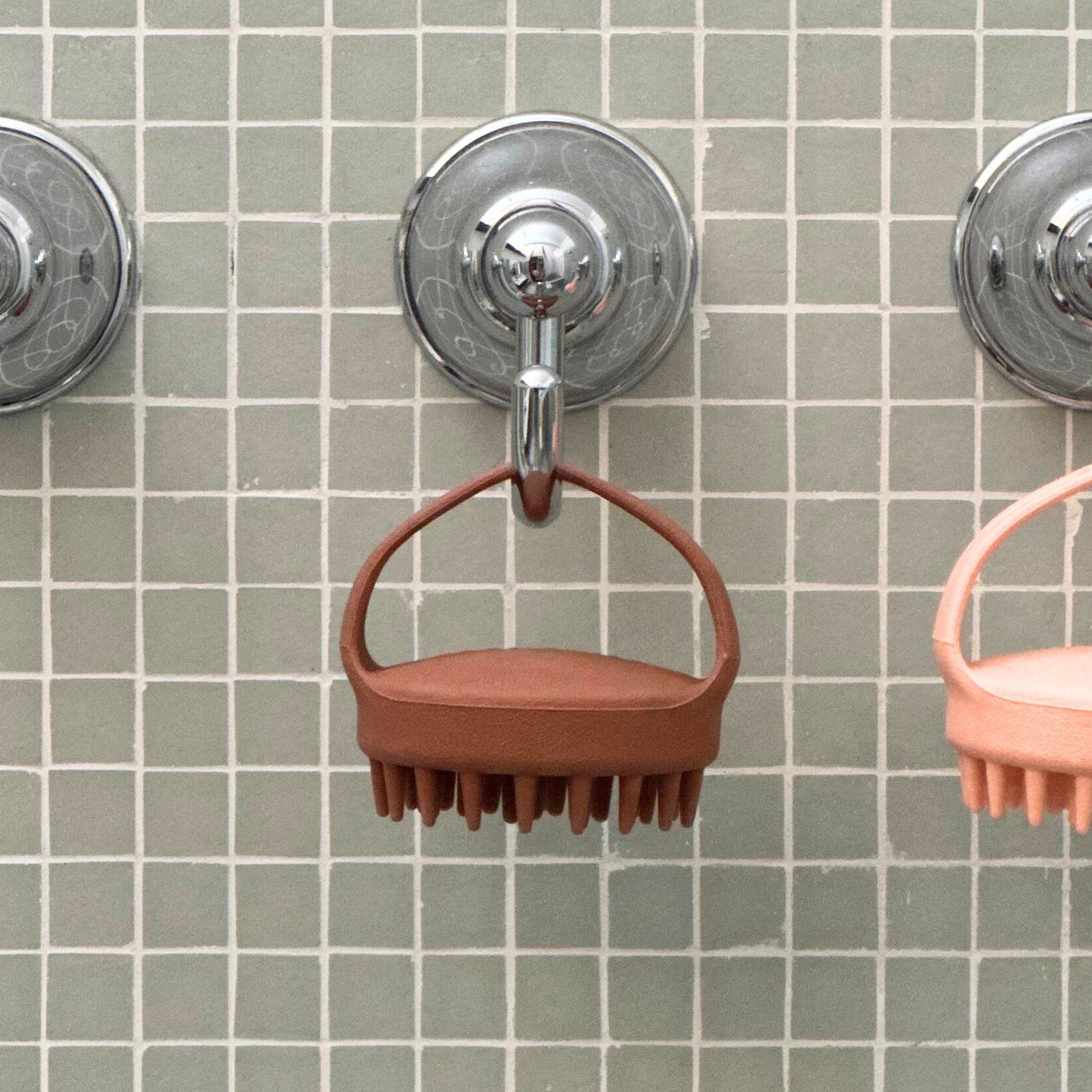 Escova de Massagem Capilar Lotus by Mingo – Estimula Crescimento dos Fios, Vegana e Ecológica